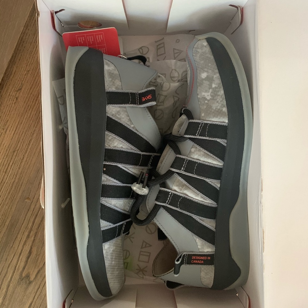 The Mobrly Waterproof shoe
